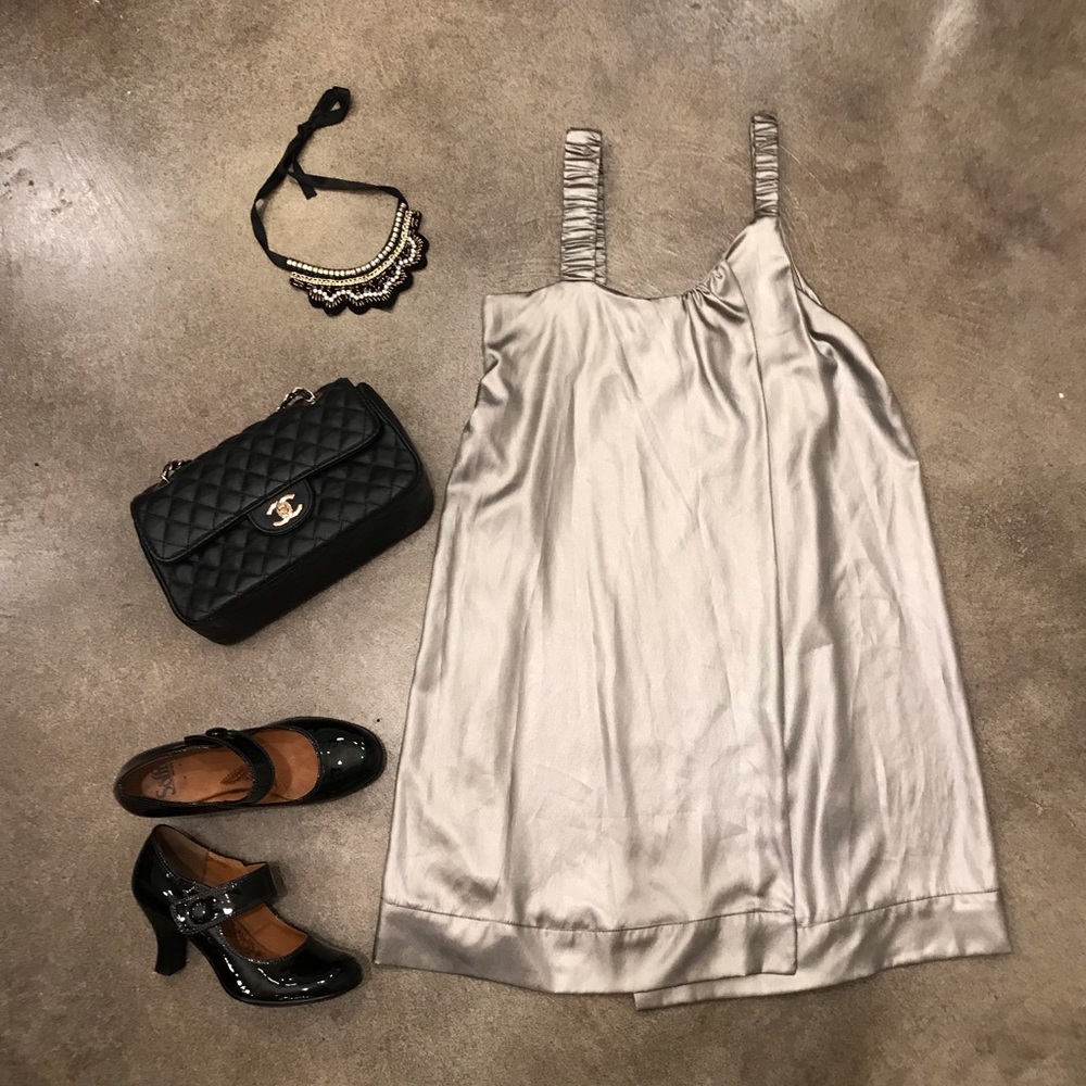 NWT asymetrical pewter silver  Poleci dress